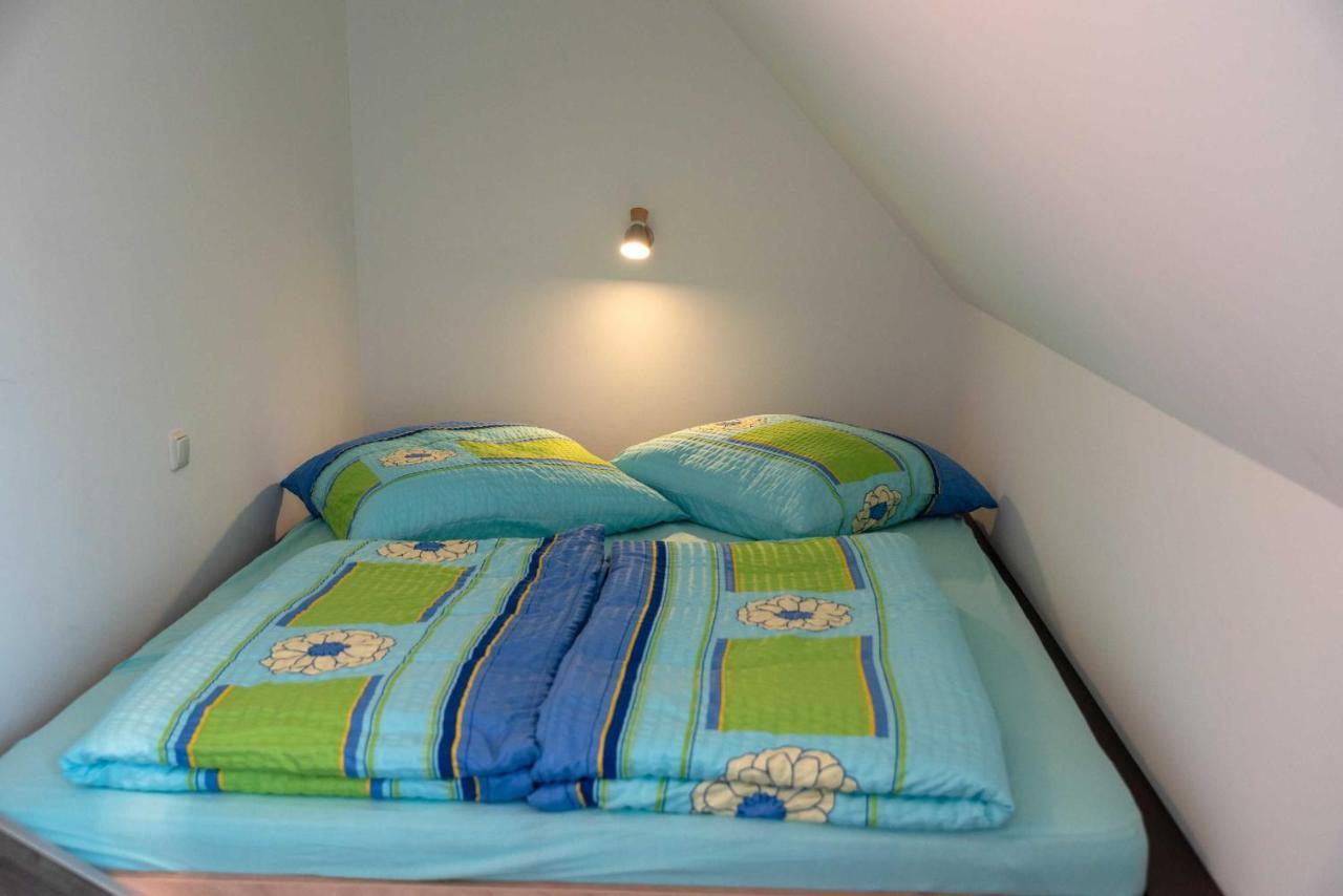 Apartamento Haus Inselperle Mit Blick Auf Den Bodden Alt Reddevitz Habitación foto