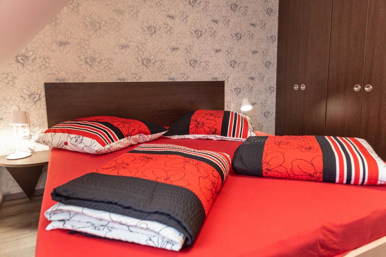 Apartamento Haus Inselperle Mit Blick Auf Den Bodden Alt Reddevitz Habitación foto