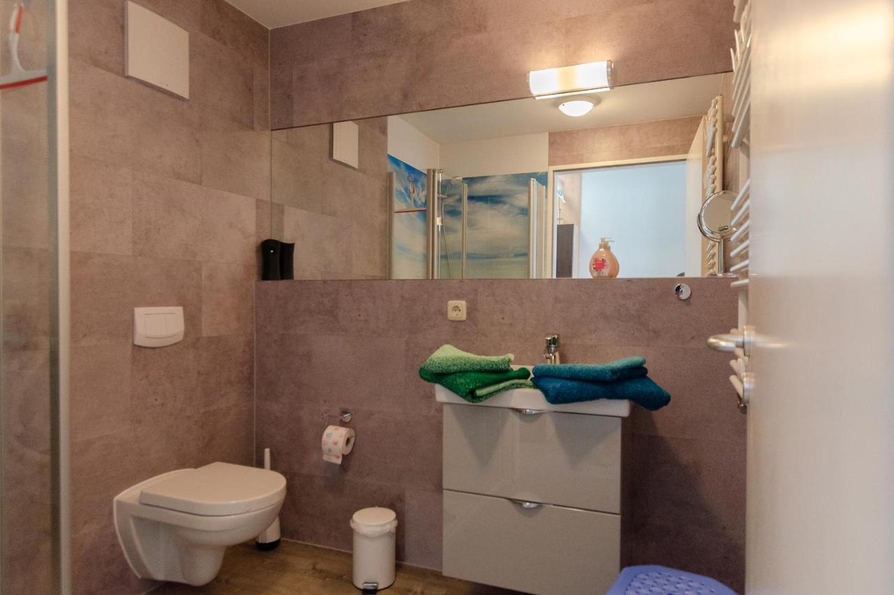 Apartamento Haus Inselperle Mit Blick Auf Den Bodden Alt Reddevitz Exterior foto