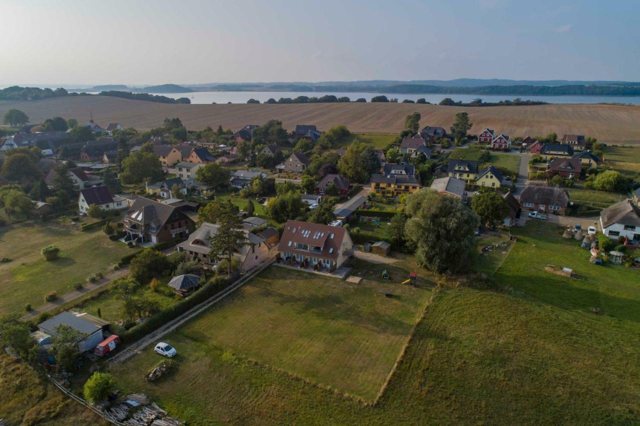 Apartamento Haus Inselperle Mit Blick Auf Den Bodden Alt Reddevitz Exterior foto