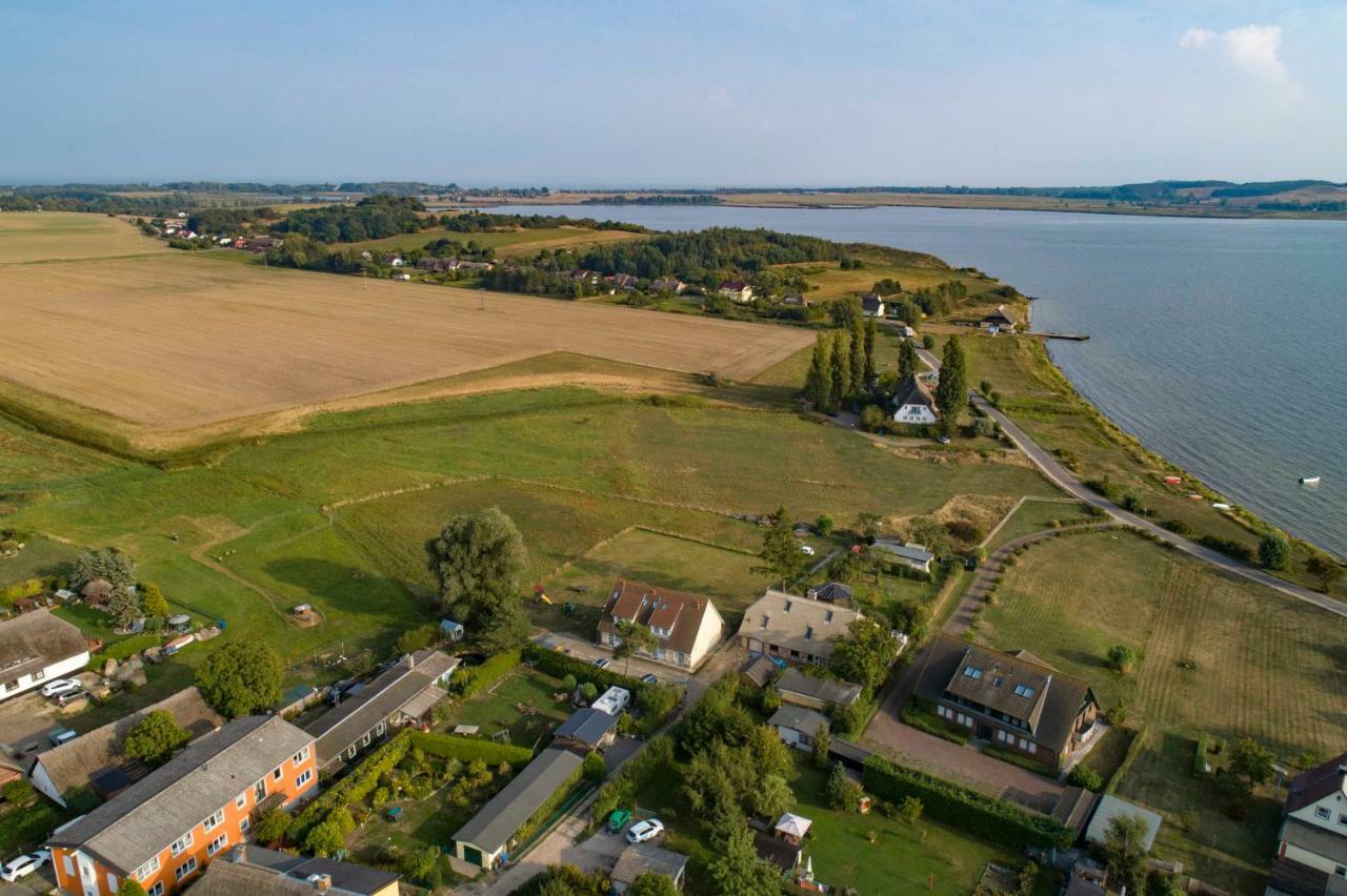 Apartamento Haus Inselperle Mit Blick Auf Den Bodden Alt Reddevitz Exterior foto